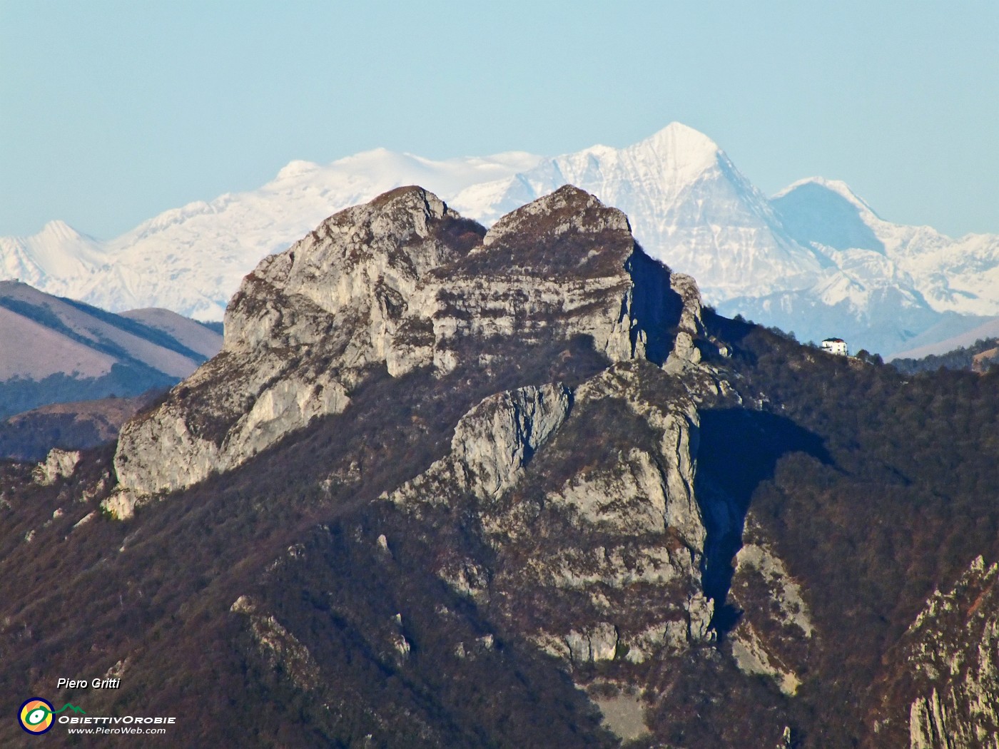 13 Zoom sui Corni di Canzo .JPG